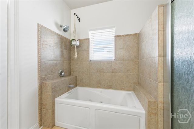 516 W 37th Street, Savannah, GA 31415