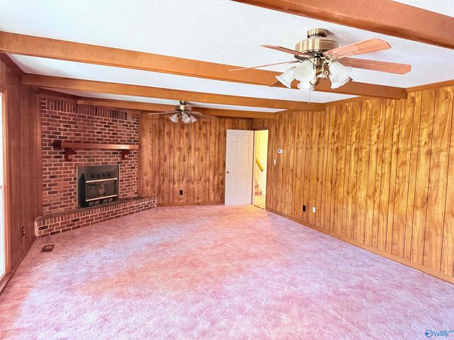 1975 Pine Lake Drive, Arab, AL 35016