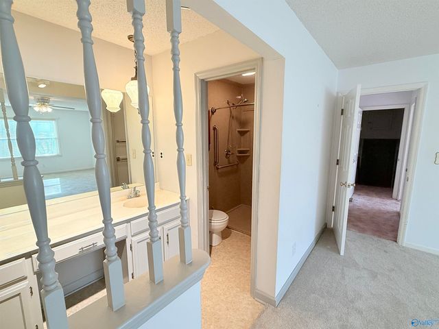 1975 Pine Lake Drive, Arab, AL 35016