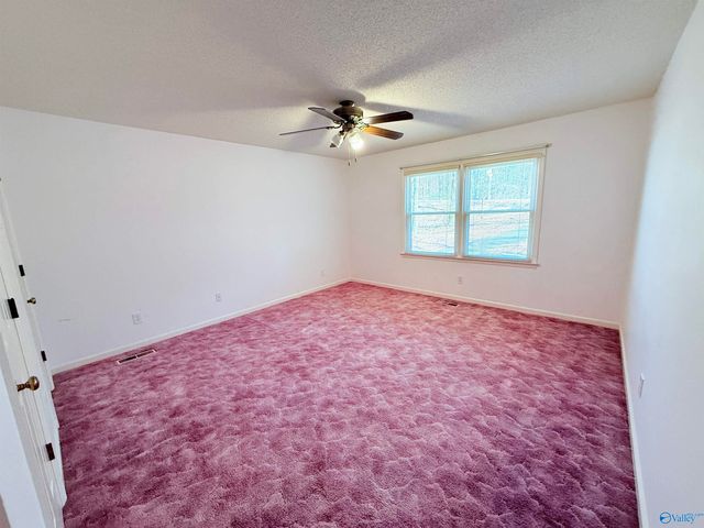 1975 Pine Lake Drive, Arab, AL 35016