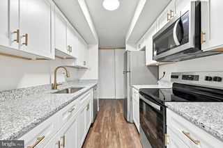 1424 VALLEY DR #1424, West Chester, PA 19382