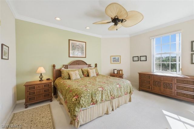 4834 Hampshire CT 206, Naples, FL 34112