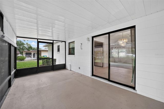 610 FOURTH AVENUE, Lady Lake, FL 32159