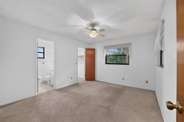 610 FOURTH AVENUE, Lady Lake, FL 32159