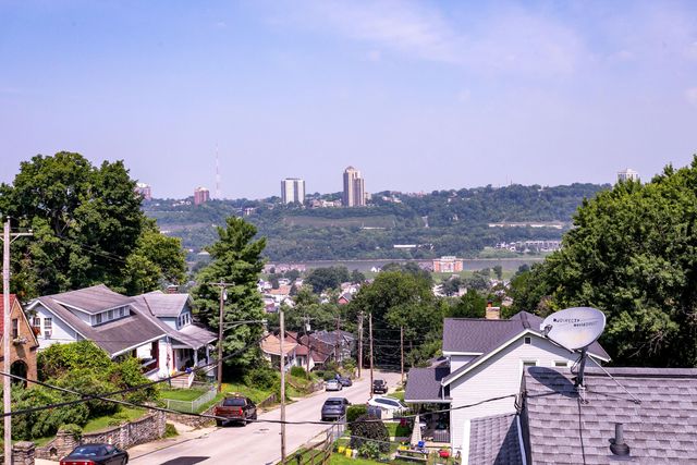 1109 Dayton Avenue, Dayton, KY 41074