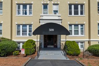 509 Pleasant St 2-4, Melrose, MA 02176