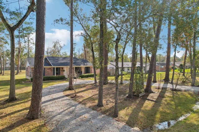 1628 Oak Ridge Drive, Dickinson, TX 77539