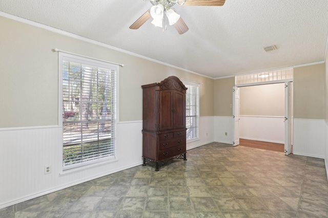 1628 Oak Ridge Drive, Dickinson, TX 77539