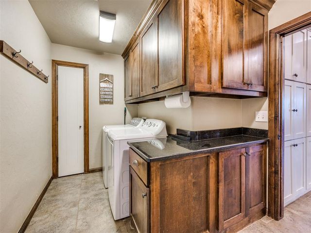 712 Kearny Lane, Yukon, OK 73099