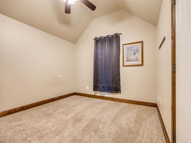 712 Kearny Lane, Yukon, OK 73099