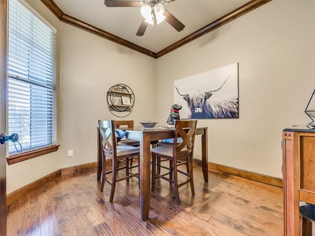 712 Kearny Lane, Yukon, OK 73099