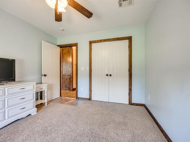 712 Kearny Lane, Yukon, OK 73099