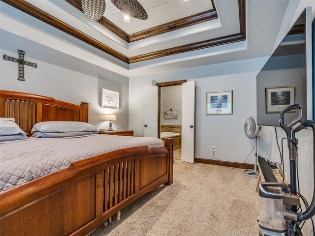 712 Kearny Lane, Yukon, OK 73099