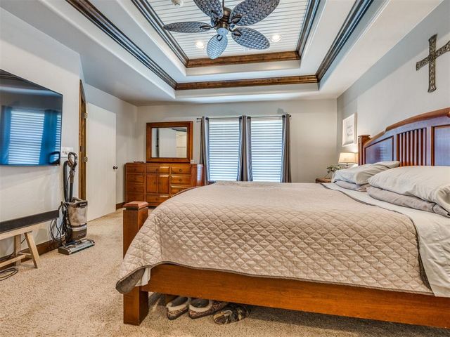 712 Kearny Lane, Yukon, OK 73099