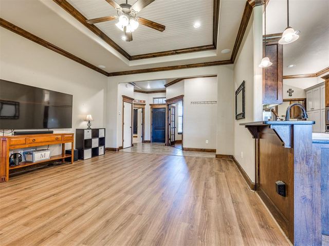 712 Kearny Lane, Yukon, OK 73099