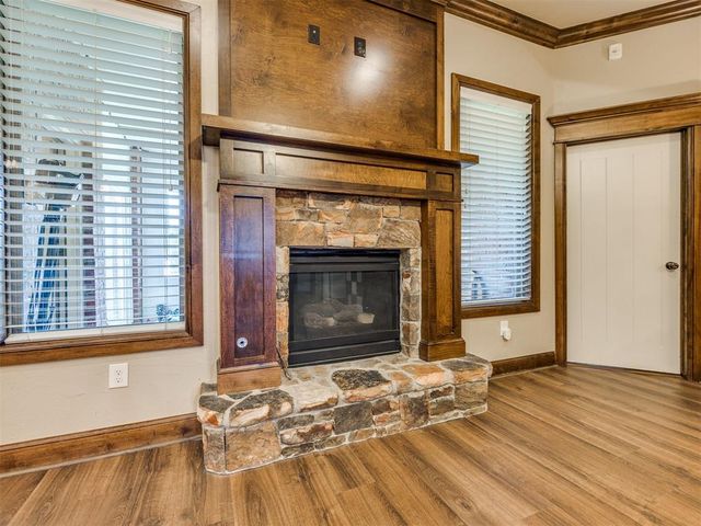 712 Kearny Lane, Yukon, OK 73099