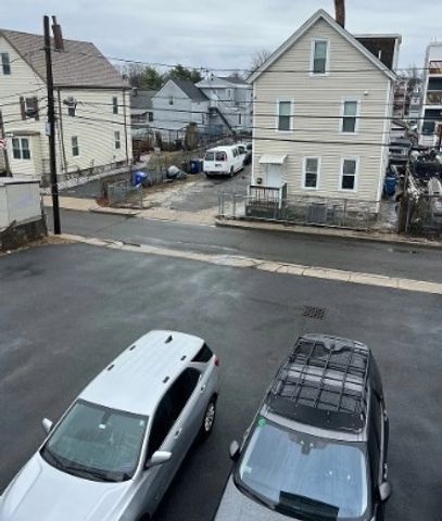 37 Kimball 2, Boston, MA 02122