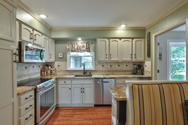 286 Beverly Place, Worthington, OH 43085
