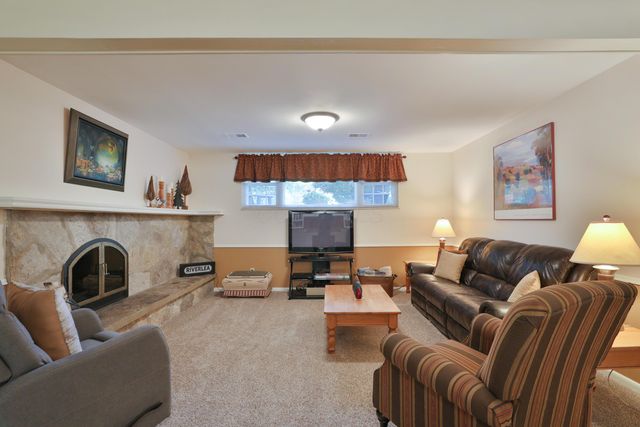 286 Beverly Place, Worthington, OH 43085