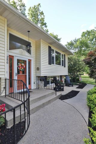 286 Beverly Place, Worthington, OH 43085