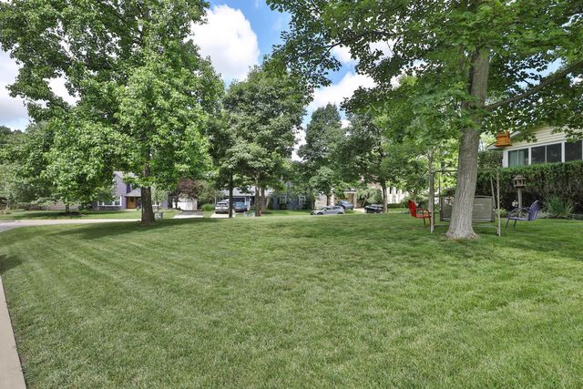 286 Beverly Place, Worthington, OH 43085