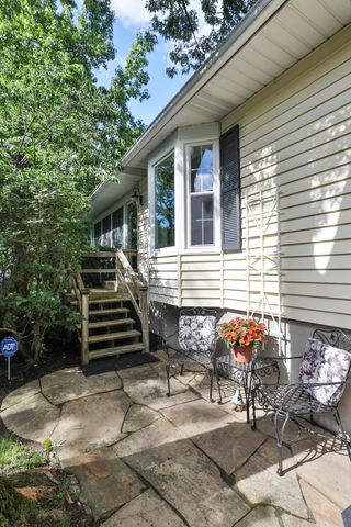 286 Beverly Place, Worthington, OH 43085