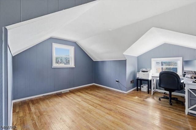 12 Norfolk Road, Franklin Twp., NJ 08873