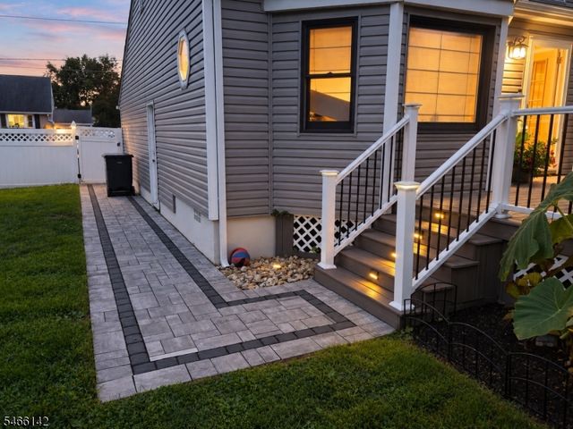 12 Norfolk Road, Franklin Twp., NJ 08873