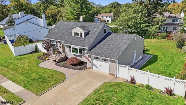 12 Norfolk Road, Franklin Twp., NJ 08873