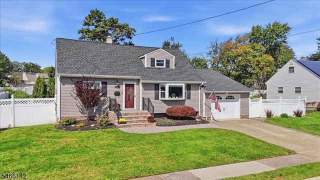 12 Norfolk Road, Franklin Twp., NJ 08873