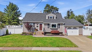 12 Norfolk Road, Franklin Twp., NJ 08873