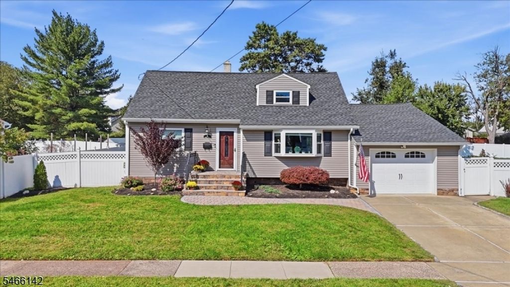 12 Norfolk Road, Franklin Twp., NJ 08873 — exterior