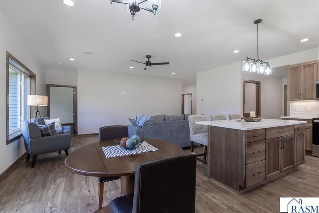 220 Copper Village Circle, Mankato, MN 56001