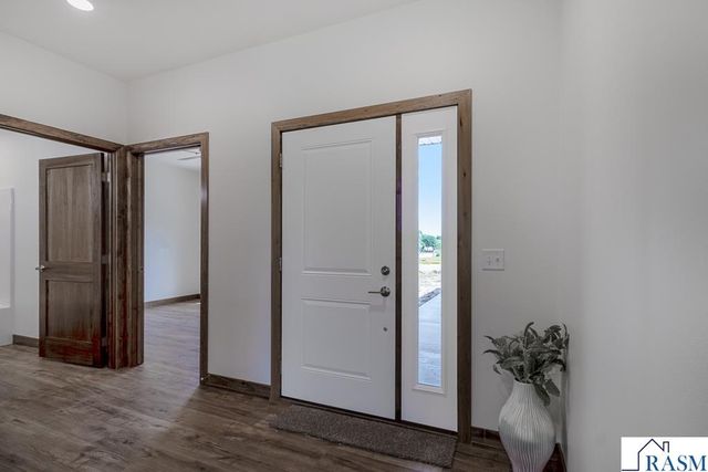 220 Copper Village Circle, Mankato, MN 56001