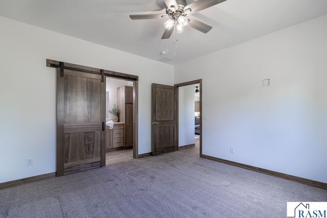 220 Copper Village Circle, Mankato, MN 56001