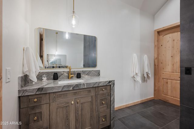 820 W APACHE Lane, Lakeside, AZ 85929