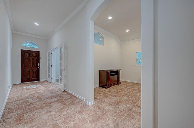 906 Wiley Drive, Magnolia, TX 77354