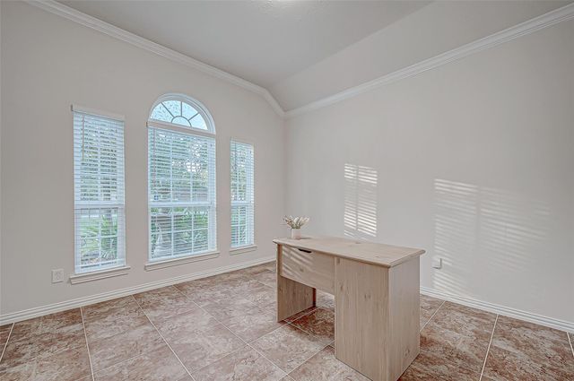 906 Wiley Drive, Magnolia, TX 77354