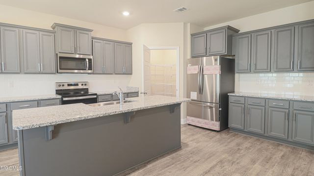 10749 Chapelwood Drive, Gulfport, MS 39503