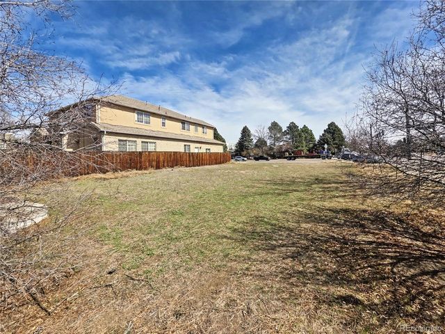 295 S Monaco Pkwy, Denver, CO 80224