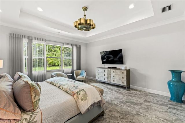 12033 Azalea WAY, Naples, FL 34120