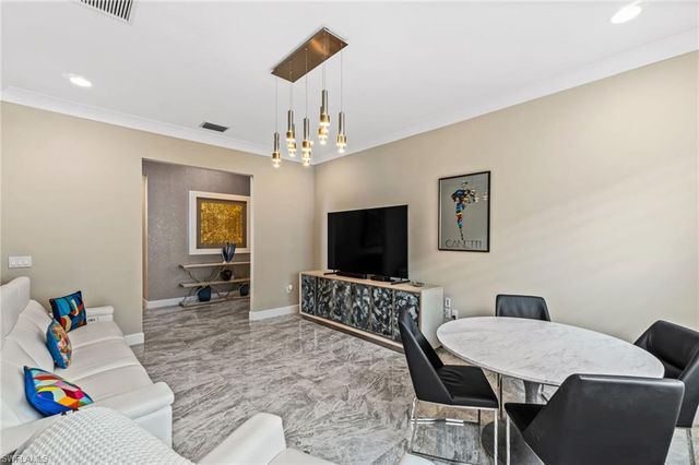 12033 Azalea WAY, Naples, FL 34120