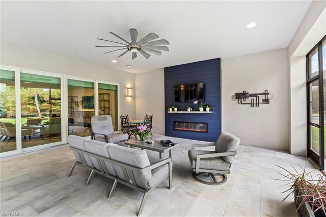 12033 Azalea WAY, Naples, FL 34120
