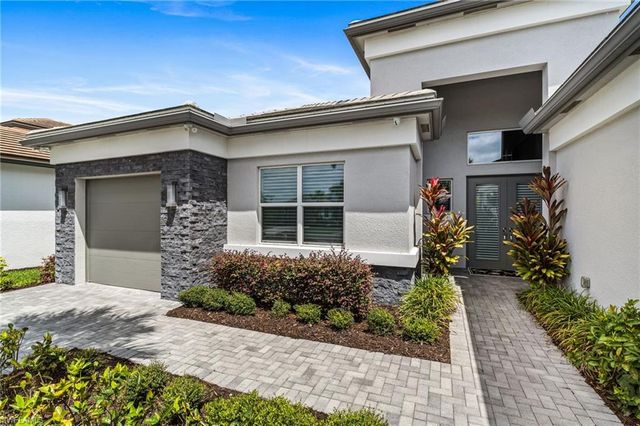 12033 Azalea WAY, Naples, FL 34120