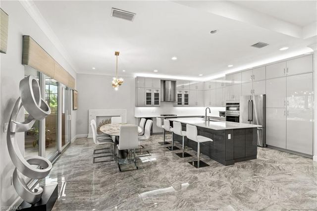 12033 Azalea WAY, Naples, FL 34120