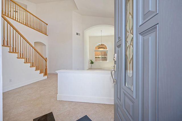 1956 Saint Patrick Way, Roseville, CA 95747