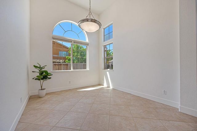 1956 Saint Patrick Way, Roseville, CA 95747