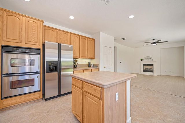 1956 Saint Patrick Way, Roseville, CA 95747