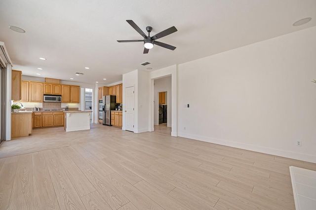1956 Saint Patrick Way, Roseville, CA 95747