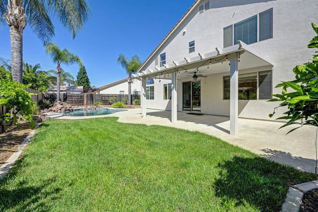 1956 Saint Patrick Way, Roseville, CA 95747